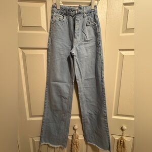 High waisted straight jeans! | Zara